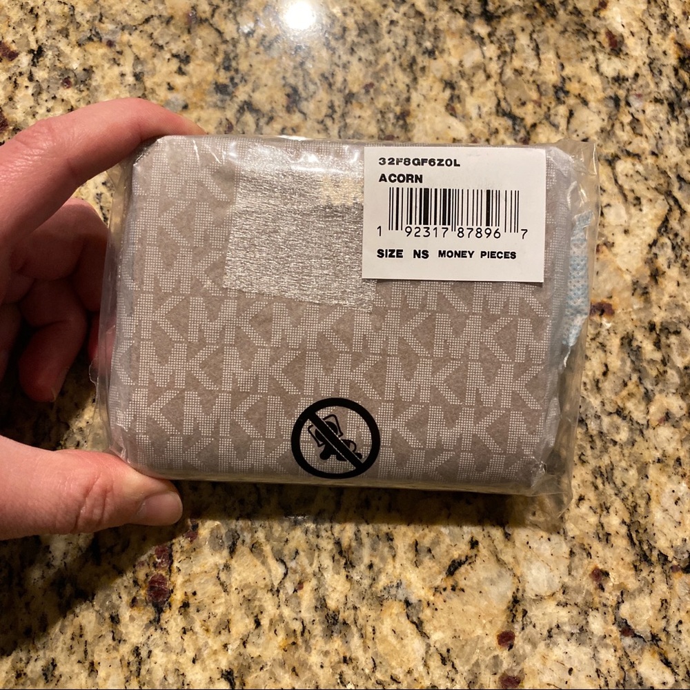 Michael Kors Leather Medium Zip Around Snap Wallet - Picture 4 of 4